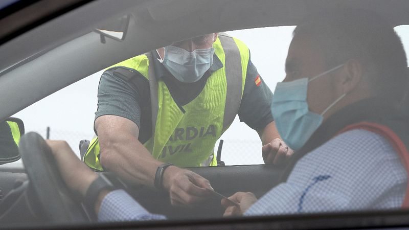 Simón, sobre el contagio de los asintomáticos: "No lo sabemos pero la información que tenemos es que transmiten poco" | Ver