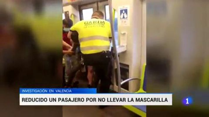 Telediario 1 - Metrovalencia investiga la detención de un hombre por mal uso de la mascarilla: "Soltadle el cuello"