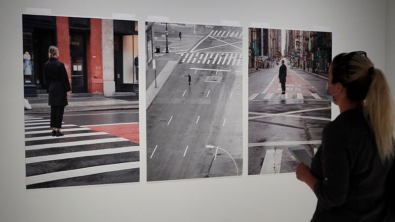 Telediiario - La exposición 'Cámara y ciudad', en Caixaforum de Madrid, dedica un apartado a las urbes vacías durante el coronavirus -  07/07/2020 - Ver ahora
