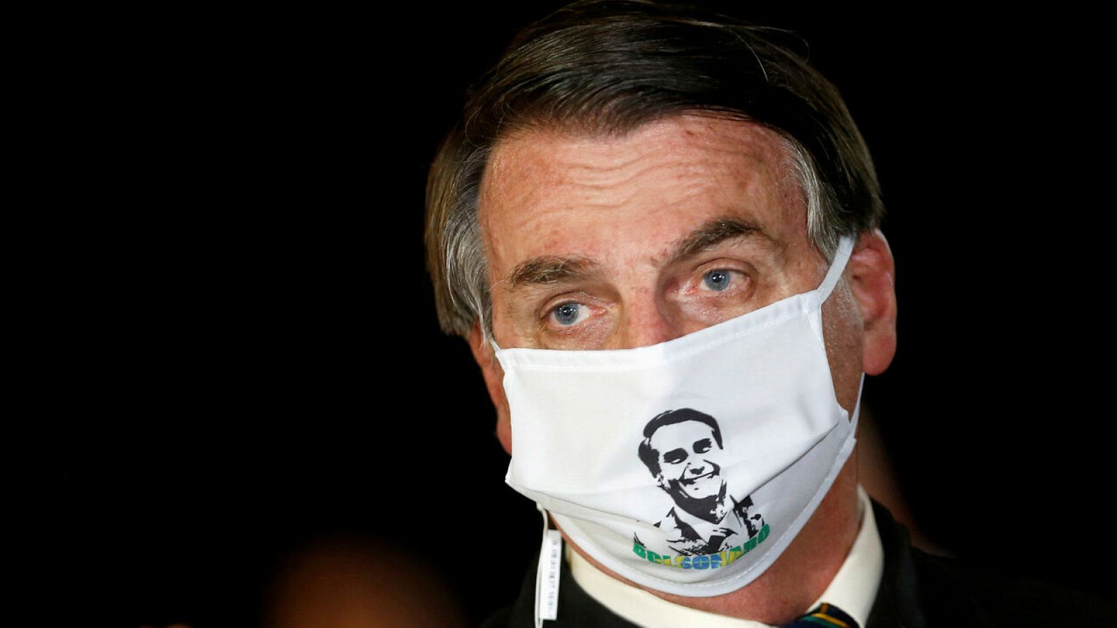 El presidente brasileño, Jair Bolsonaro, positivo por coronavirus - RTVE.es - Telediario 1 | Ver