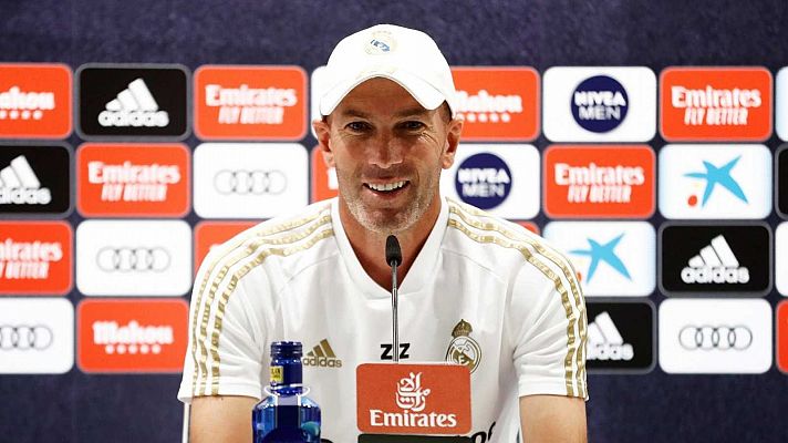 Telediario 1 - Zidane: "La prueba de  coronavirus a Vinicius salió mal y hay que repetirla"