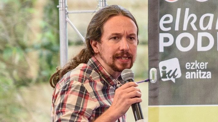 Iglesias insta a "no" ignorar el debate sobre "la utilidad de la monarquía" en España