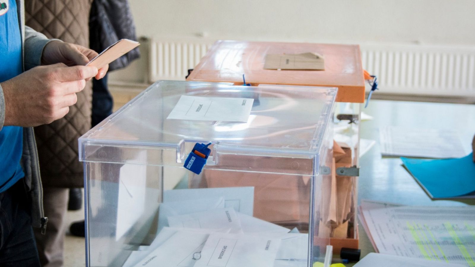 Así es el protocolo para votar en las elecciones del País Vasco del 12J - RTVE.es