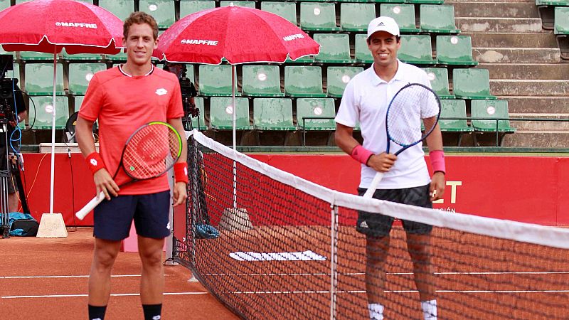 Resumen del primer encuentro de la Liga MAPFRE entre Roberto Carballés y Jaume Munar (6-2, 6,1)