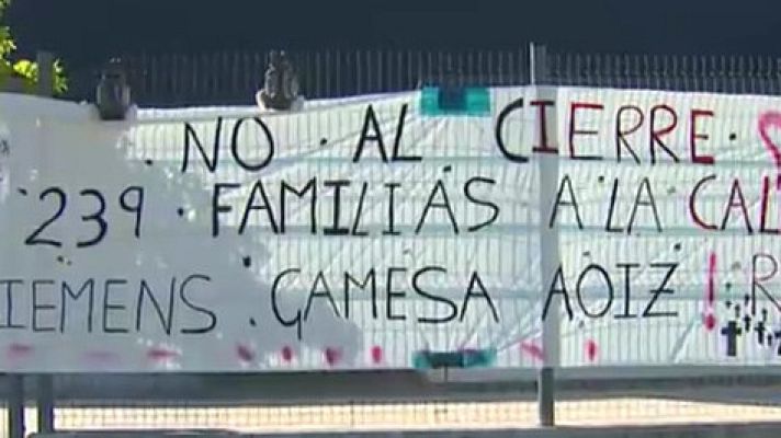 Telediario 1 - El reto de reorientar la industria