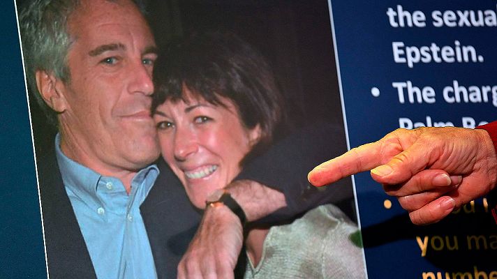 RTVE Igualdad - Medidas antisuicidio en prisión para Guislaine Maxwell, la socia del pederasta Epstein