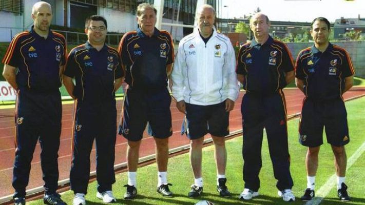 Telediario 1 - Los campeones del mundo en la sombra