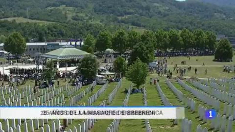 Homenaje a las víctimas de Srebrenica por el 25 aniversario de la masacre