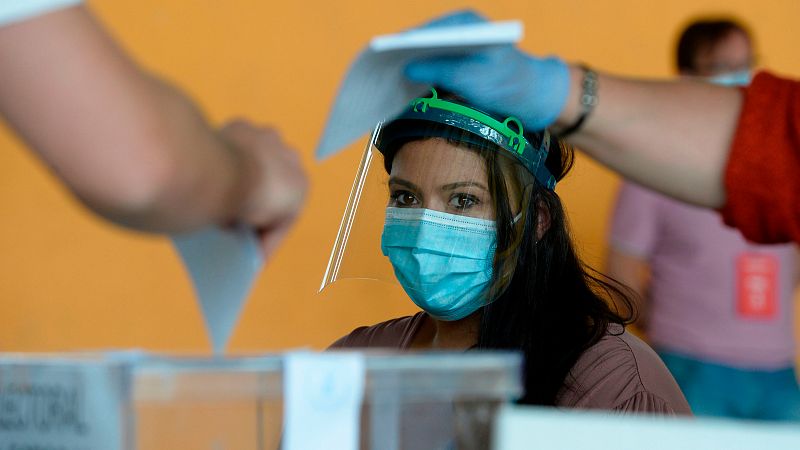 Coronavirus - La participacin en Galicia sube cuatro puntos hasta el 19% a medioda- RTVE.es | Ver