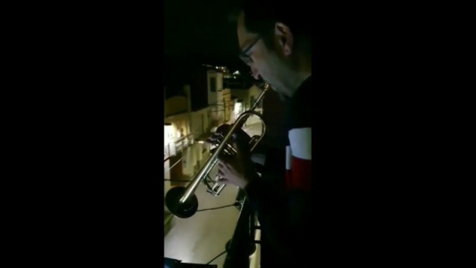 Video animando a los vecinos a través de la música (Archivo Comarcal del Vallès Oriental en Granollers) - Modo Digital | Ver