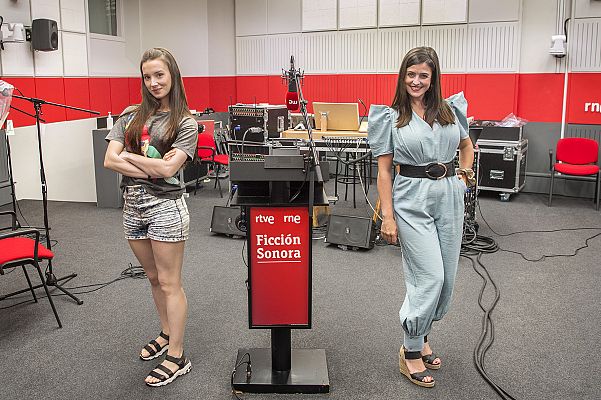 Acacias 38 - Ylenia Baglietto y Aria Bedmar: "Los celos pueden ser un problema en París"