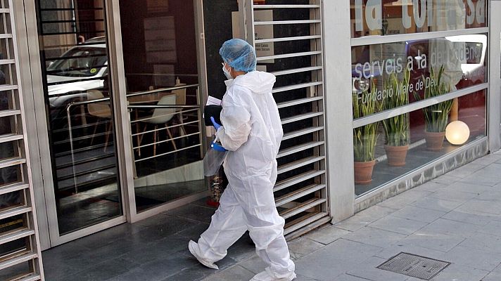 Telediario 1 - L'Hospitalet limita las actividades