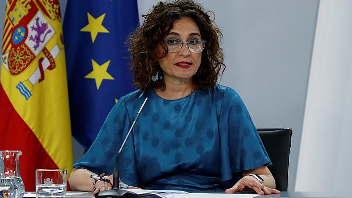 Telediario 1 - El Gobierno "celebra" que Felipe VI pueda tomar más medidas de ejemplaridad