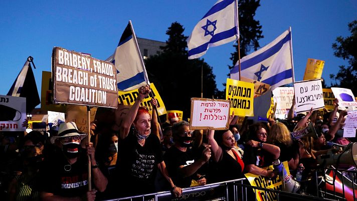 Los ultraortodoxos protestan en Israel por la gestión de la pandemia y denuncian que sufren discriminación