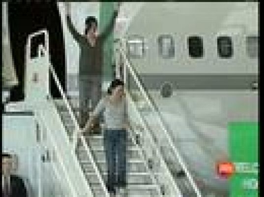  - Llegan a EEUU periodistas liberadas