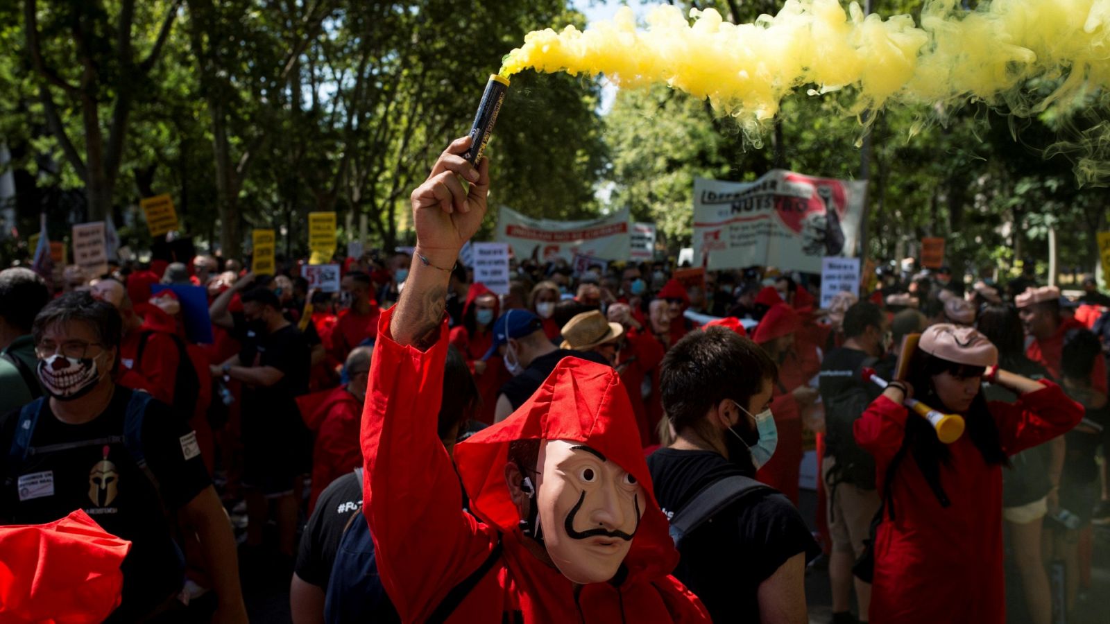 Más de mil trabajadores de Nissan exigen en Madrid un "futuro real" ante el cierre de las fábricas