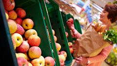 Aquí la Tierra - ¿Sabes cómo debes limpiar la fruta, hortalizas y pescado al llegar a casa?