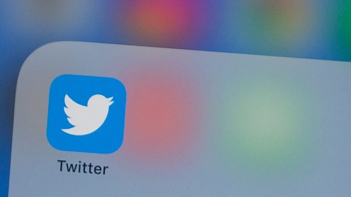 Telediario 1 - Gates, Musk, Biden, West y Obama, entre las víctimas de un hackeo en Twitter para estafar a los usuarios