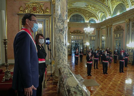 Telediario 1 - La pandemia provoca una crisis de Gobierno en Perú
