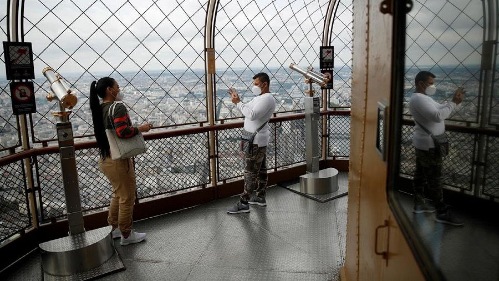 Francia adelanta el uso obligatorio de la mascarilla por un repunte de casos