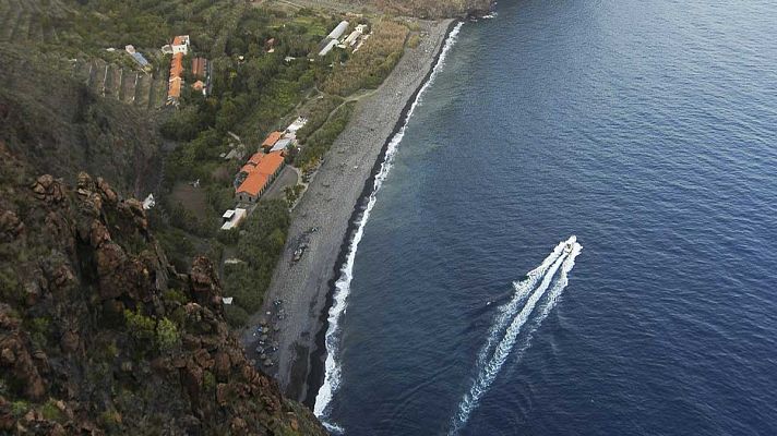 Telediario 1 - Un hotel lejos del mundanal ruido en La Gomera