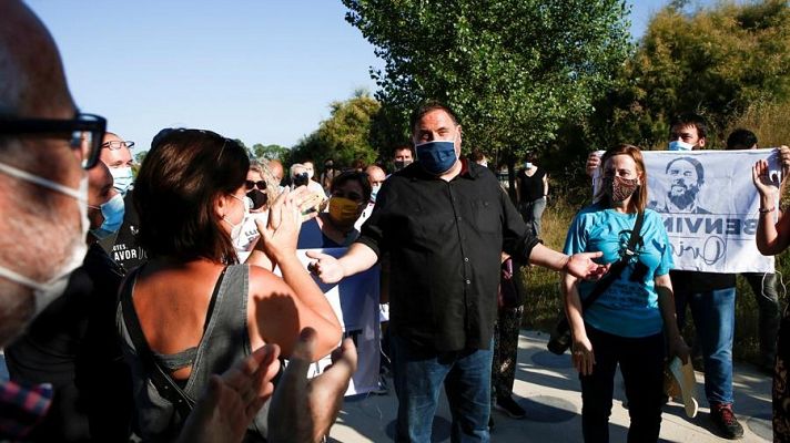 Telediario 1 - Salen de la cárcel los nueve presos del "procés"