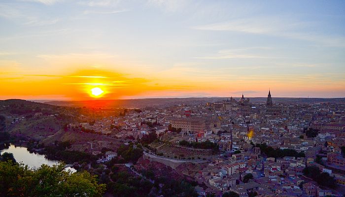 El tiempo - Temperaturas significativamente altas en zonas de la vertiente atlántica