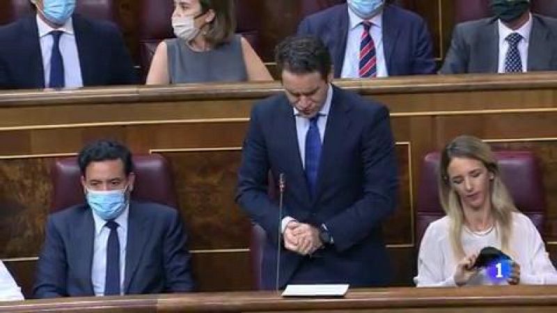 El PP acusa a Iglesias de robar la tarjeta de su exasesora y a Sánchez, de sentar a "las cloacas" en el Gobierno 
