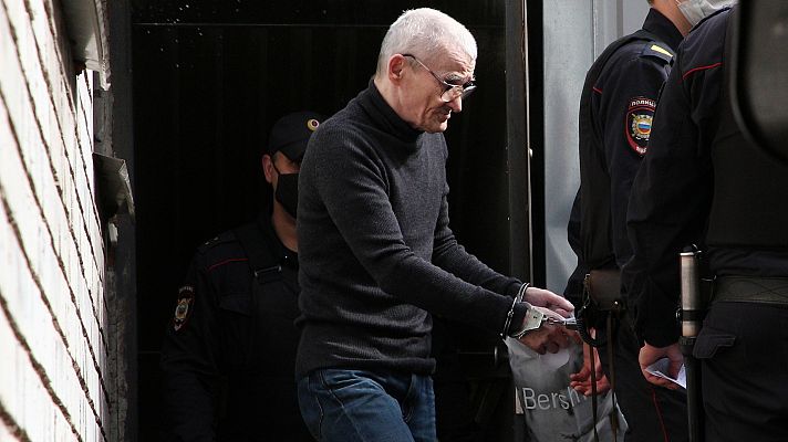 Telediario 1 - Alarma por las detenciones de personas incómodas para Rusia