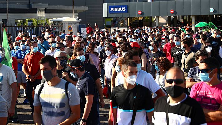 Telediario 1 - Miles de trabajadores de Airbus se manifiestan contra los despidos en España