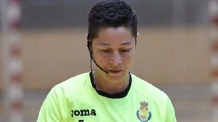 Nandi Espino: "Para mí es un sueño poder dirigir partido de la Liga ASOBAL"