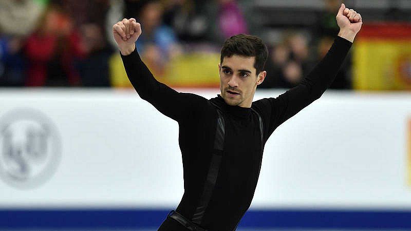 Álvarez café - Programa 9:  Javier Fernández. Campeón del mundo y de Europa de patinaje  - ver ahora