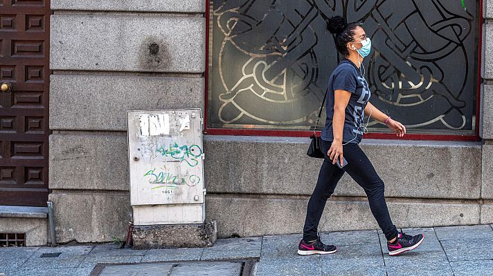 Telediario 1 - Aragón y Cataluña restablecen restricciones para controlar los brotes