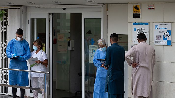 Telediario 1 - Los centros de Atención Primaria temen que una nueva oleada de coronavirus les lleve de nuevo al límite