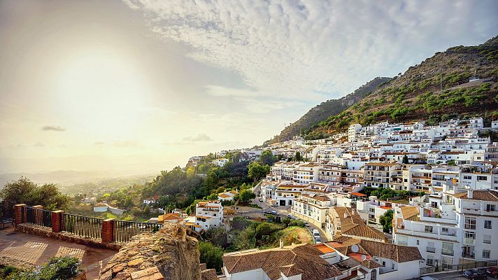 El tiempo - Temperaturas altas en el interior de la mitad sur peninsular