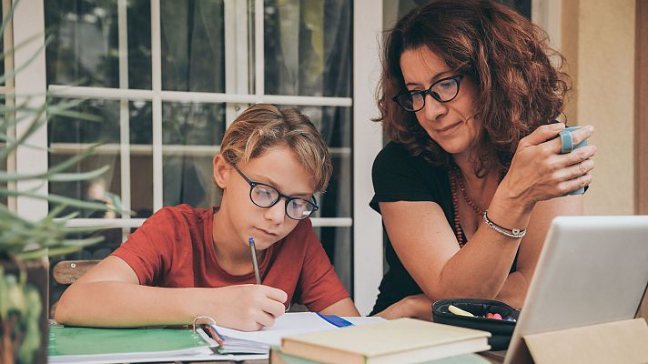 Mujer y Talento: un nuevo programa para reincorporar al mercado laboral a profesionales  que dejaron su trabajo para cuidar a sus hijos.