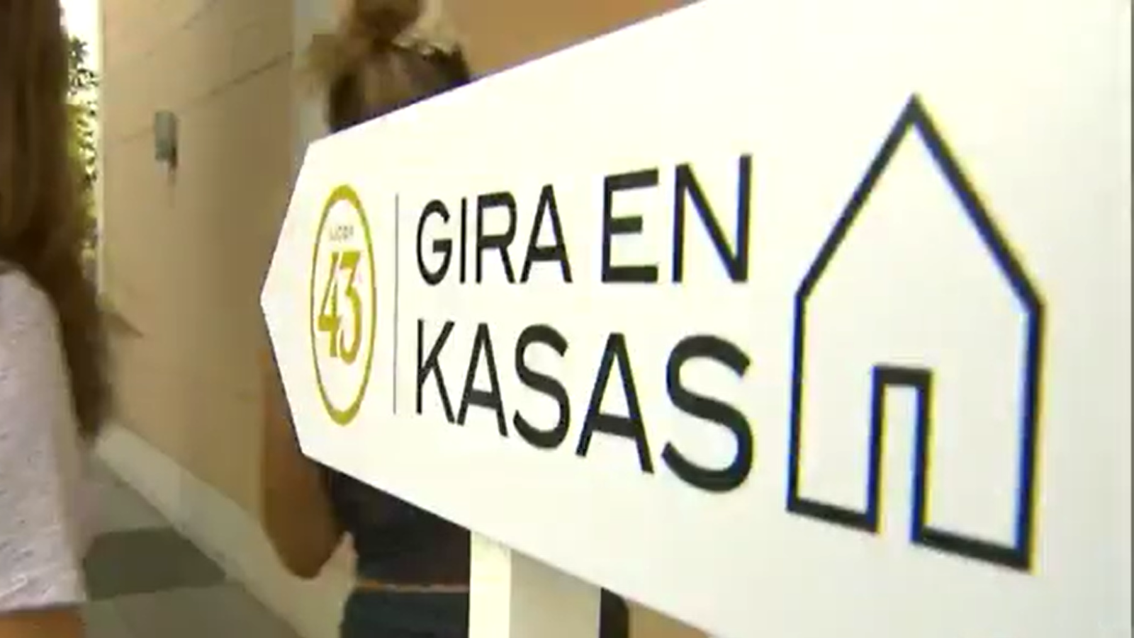 Gira en Kasas: los conciertos que hacen de los hogares sus escenarios - RTVE.es - Telediario 1 | Ver