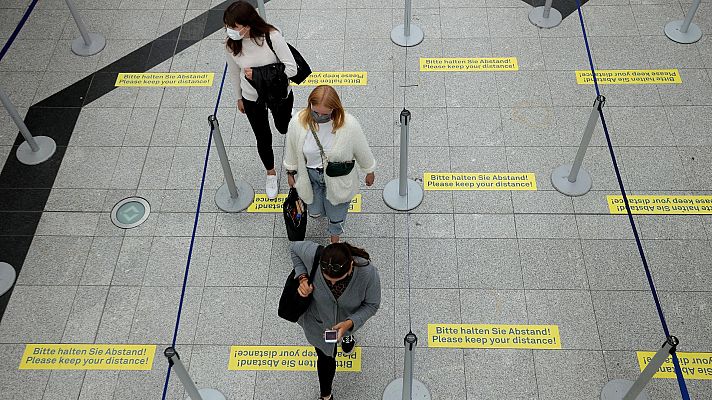 Telediario 1 - Recomendaciones para no viajar a España y restricciones a los viajeros desde España