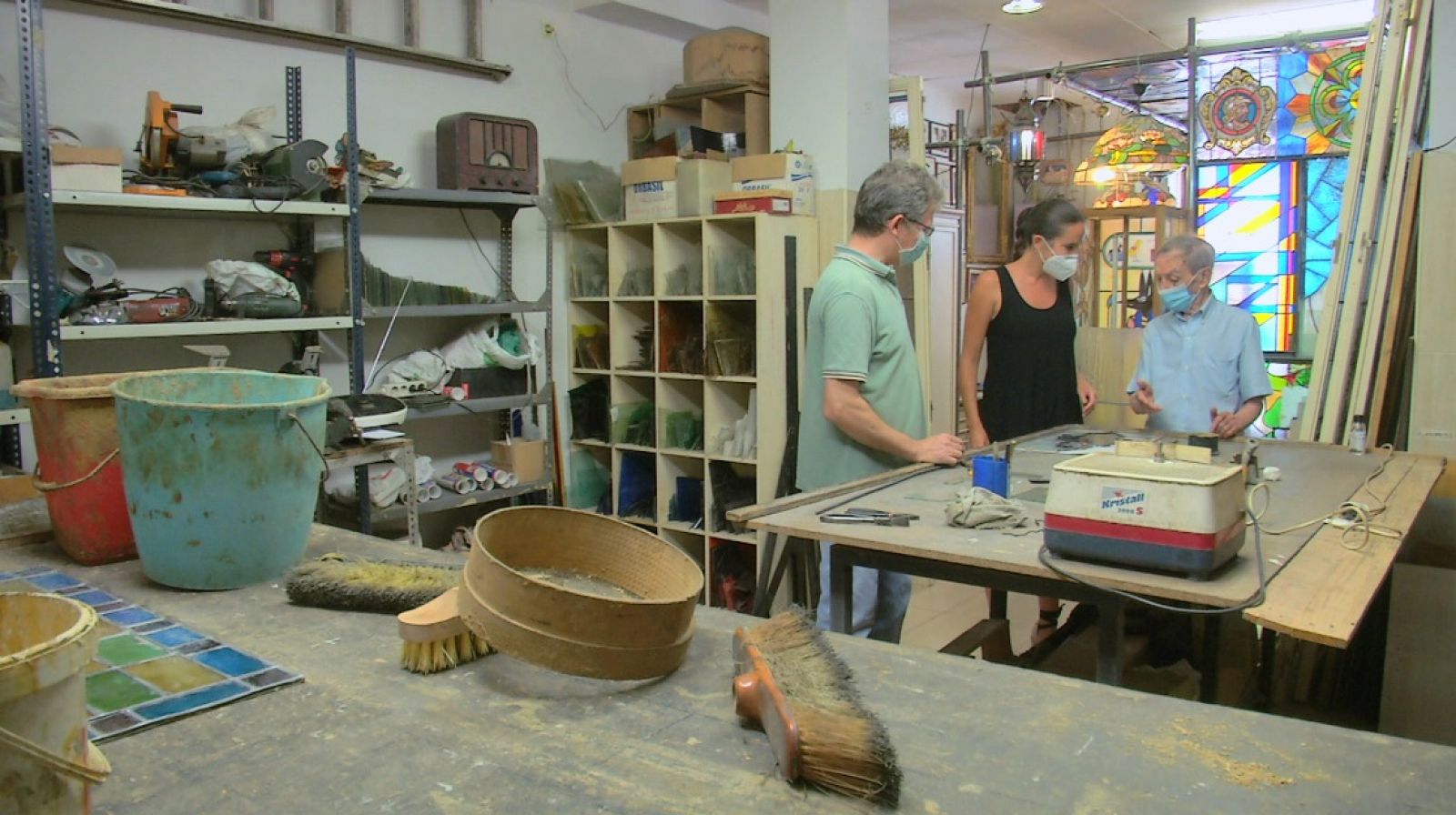 Aquí la Tierra - Conocemos a Juan Pomares, la viva herencia de los maestros vidrieros