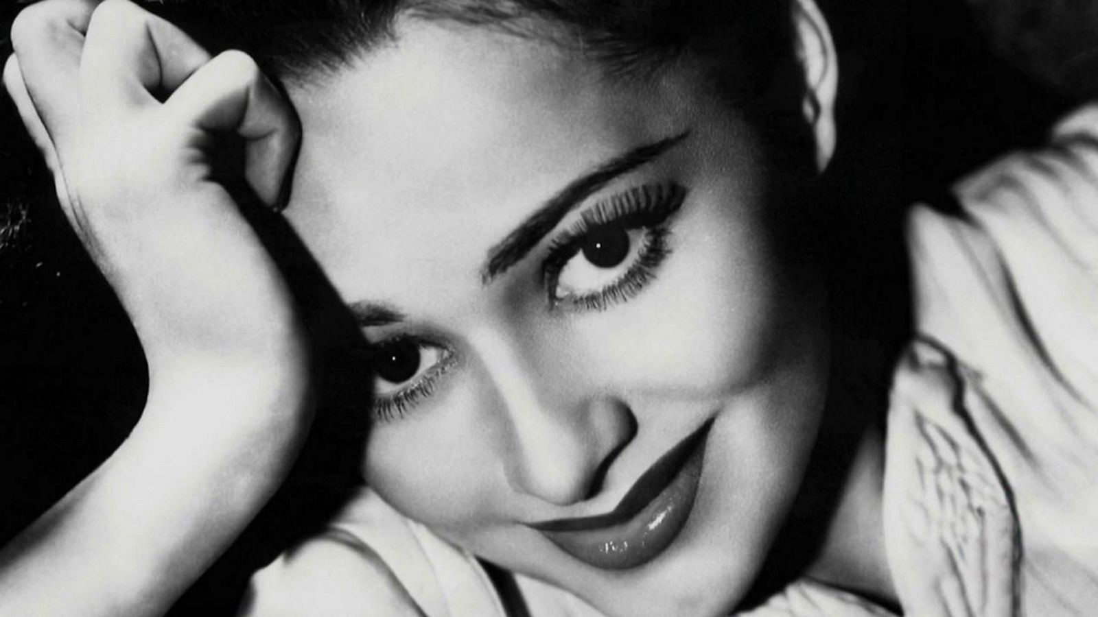 Días de cine clásico - Charada (presentación) - ver ahora