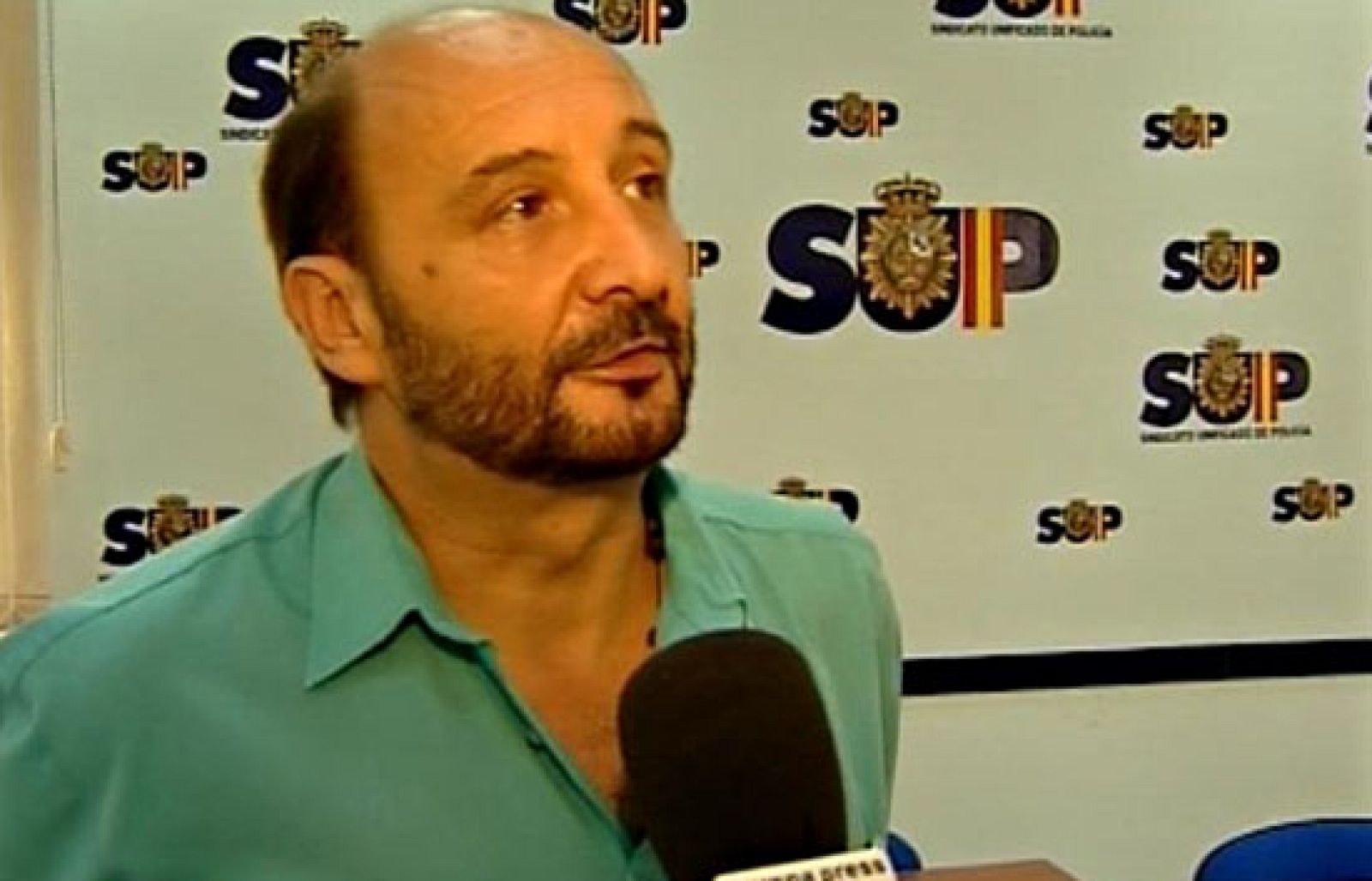 Los sindicatos policiales niegan taxativamente la implicación de policías en escuchas ilegales | Ver