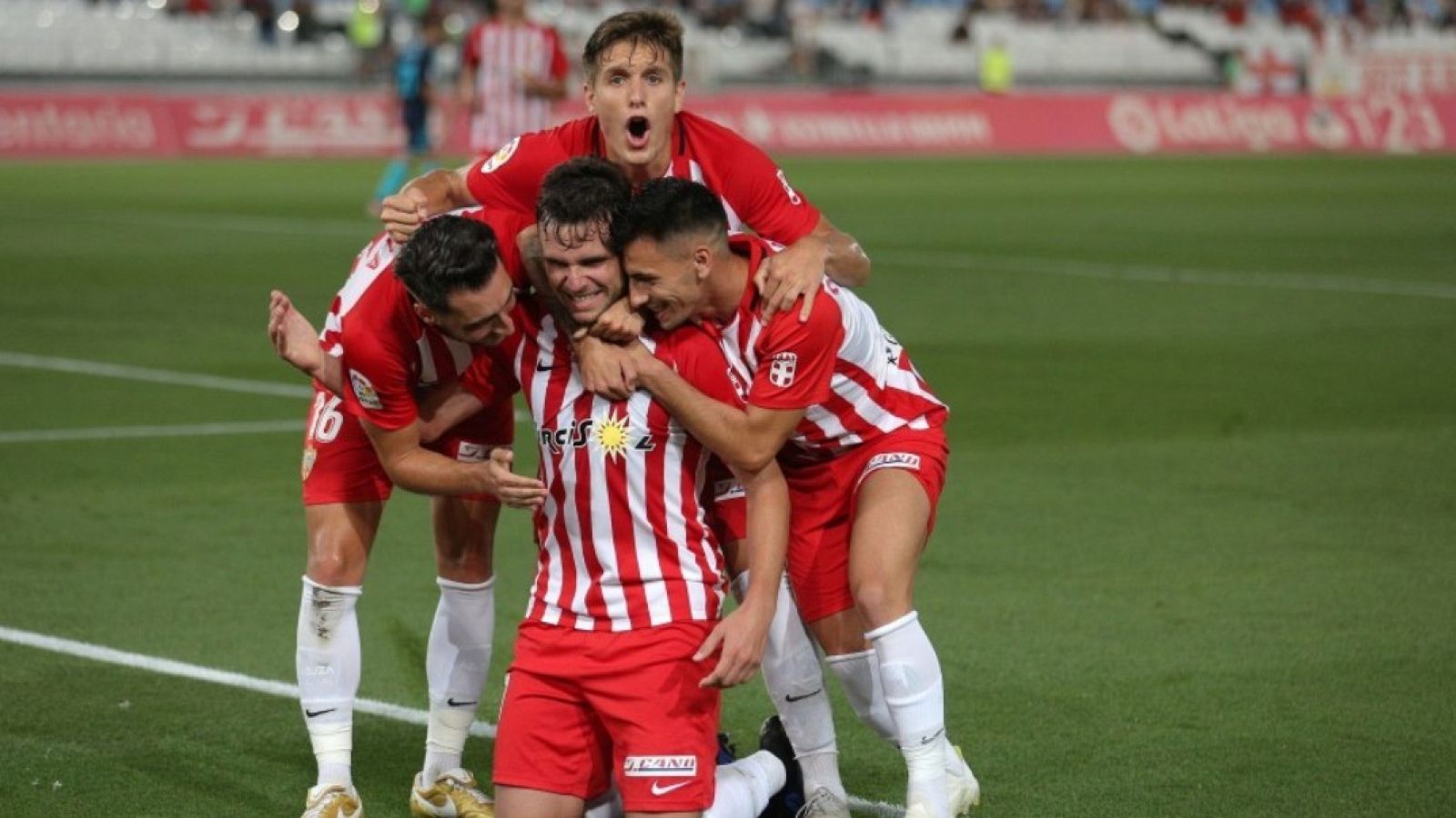 Zaragoza y Almería notifican dos casos positivos por coronavirus