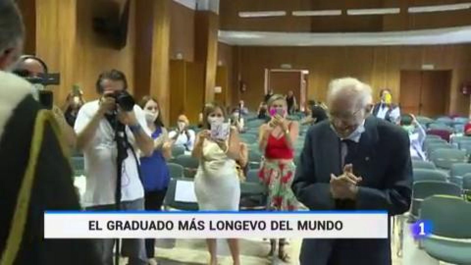 Un hombre de 97 años se gradúa con matrícula de honor en Italia