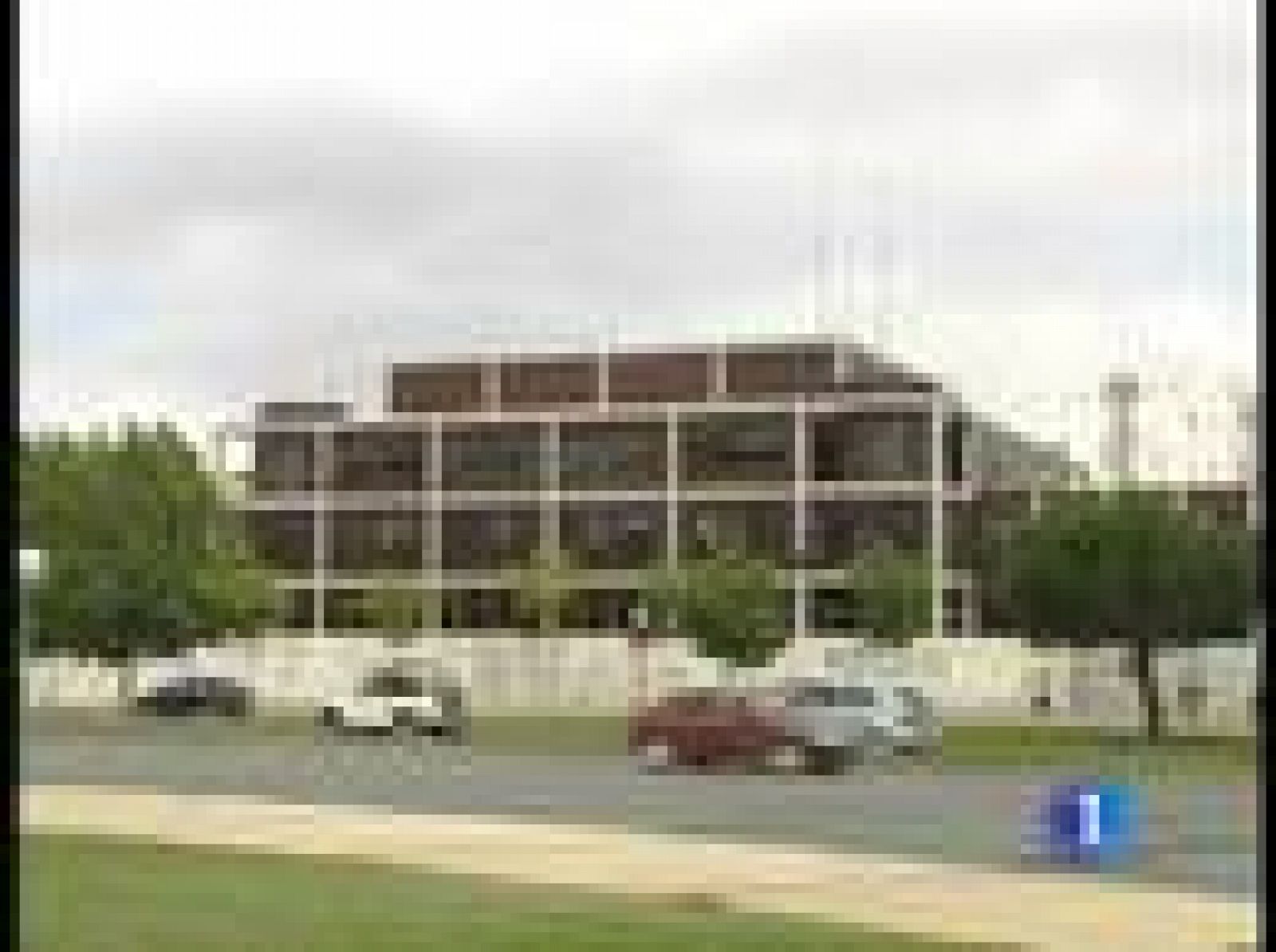 Detenida a una mujer de 27 años acusada de matar a su madre y a su hijo de 3 años | Ver