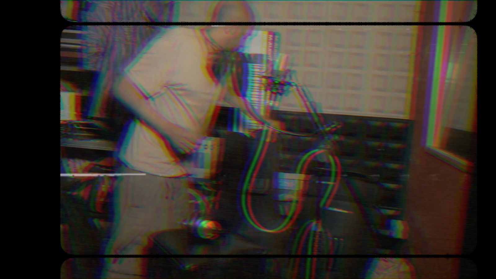 Hablando con las agujas - Volveremos - Ver ahora