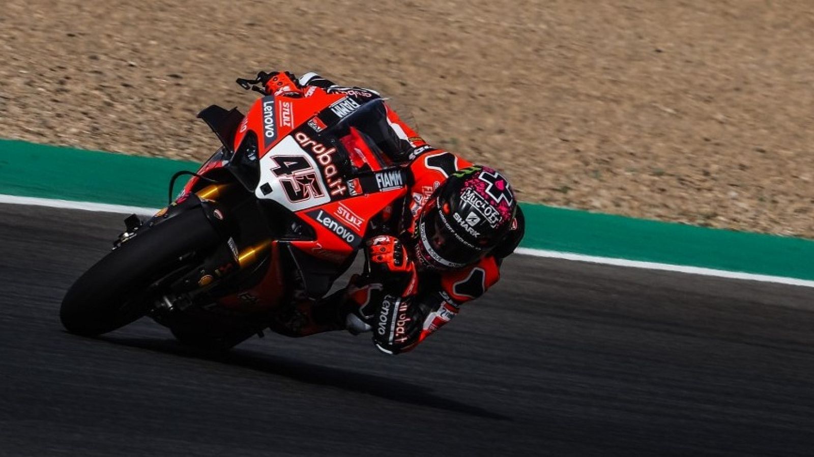 Redding se lleva la victoria y el liderato en Jerez | Ver