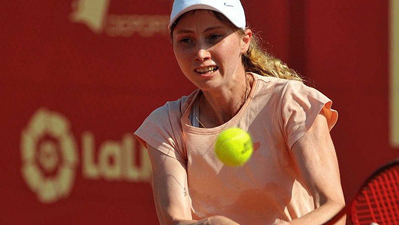 Cristina Bucsa remonta a María Gutiérrez y pasa a la final