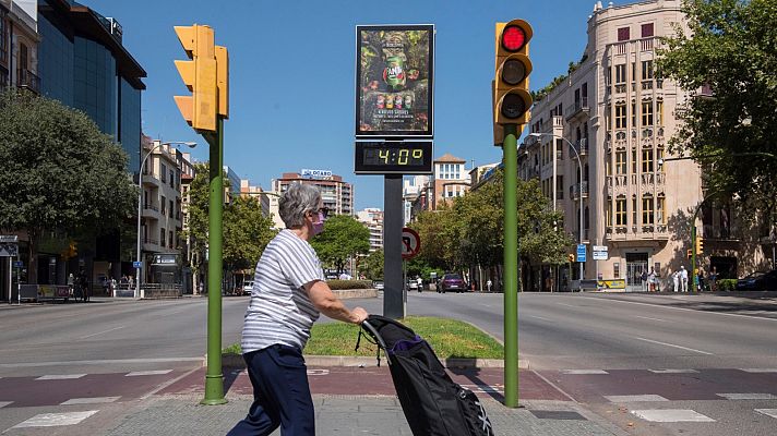 Telediario 1 - Media España sigue en alerta por calor