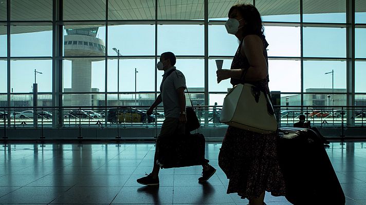 Telediario 1 - Bélgica prohíbe viajar a Navarra, Aragón, Barcelona y Lleida