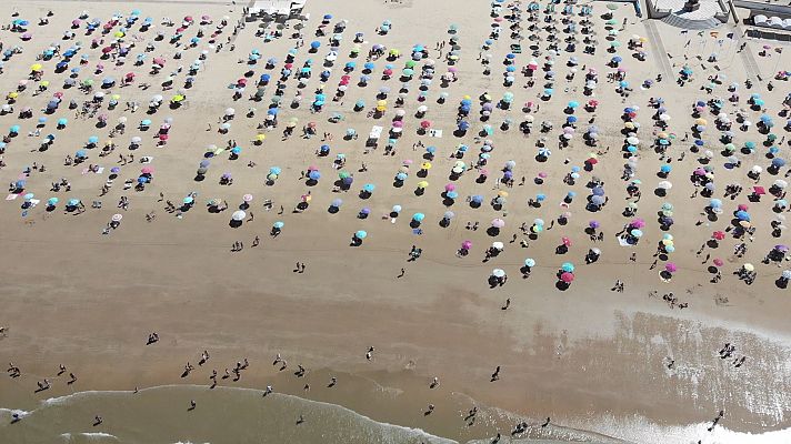 Telediario 1 - Un agosto playero diferente por el coronavirus